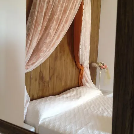 Niriides Apartment *