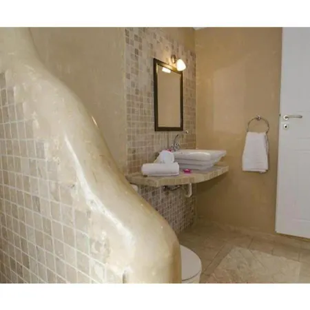 Niriides Apartmán Pachaina