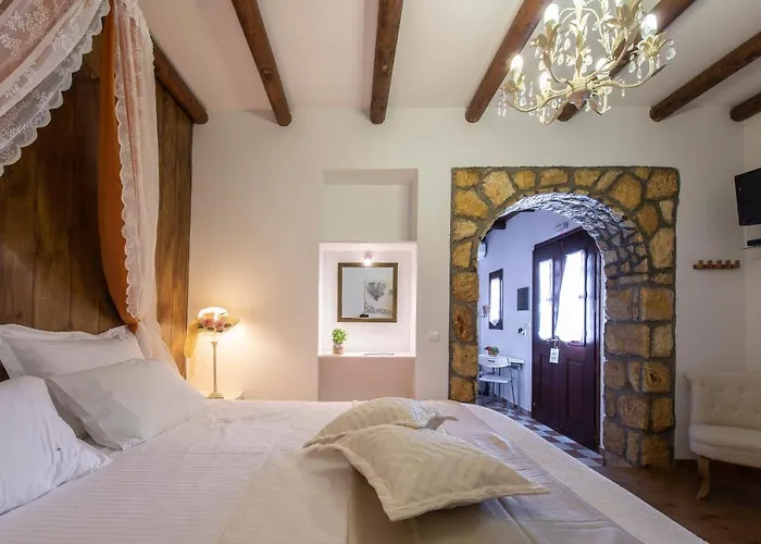 Niriides * Пачаина