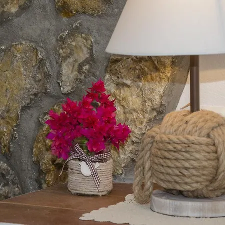 Apartman Niriides Páhena