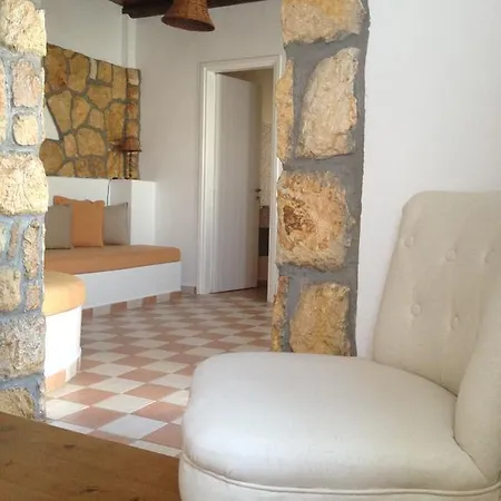 Niriides Apartment *