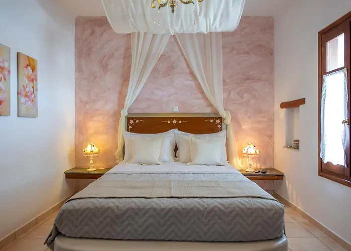 公寓 Niriides Pachaina